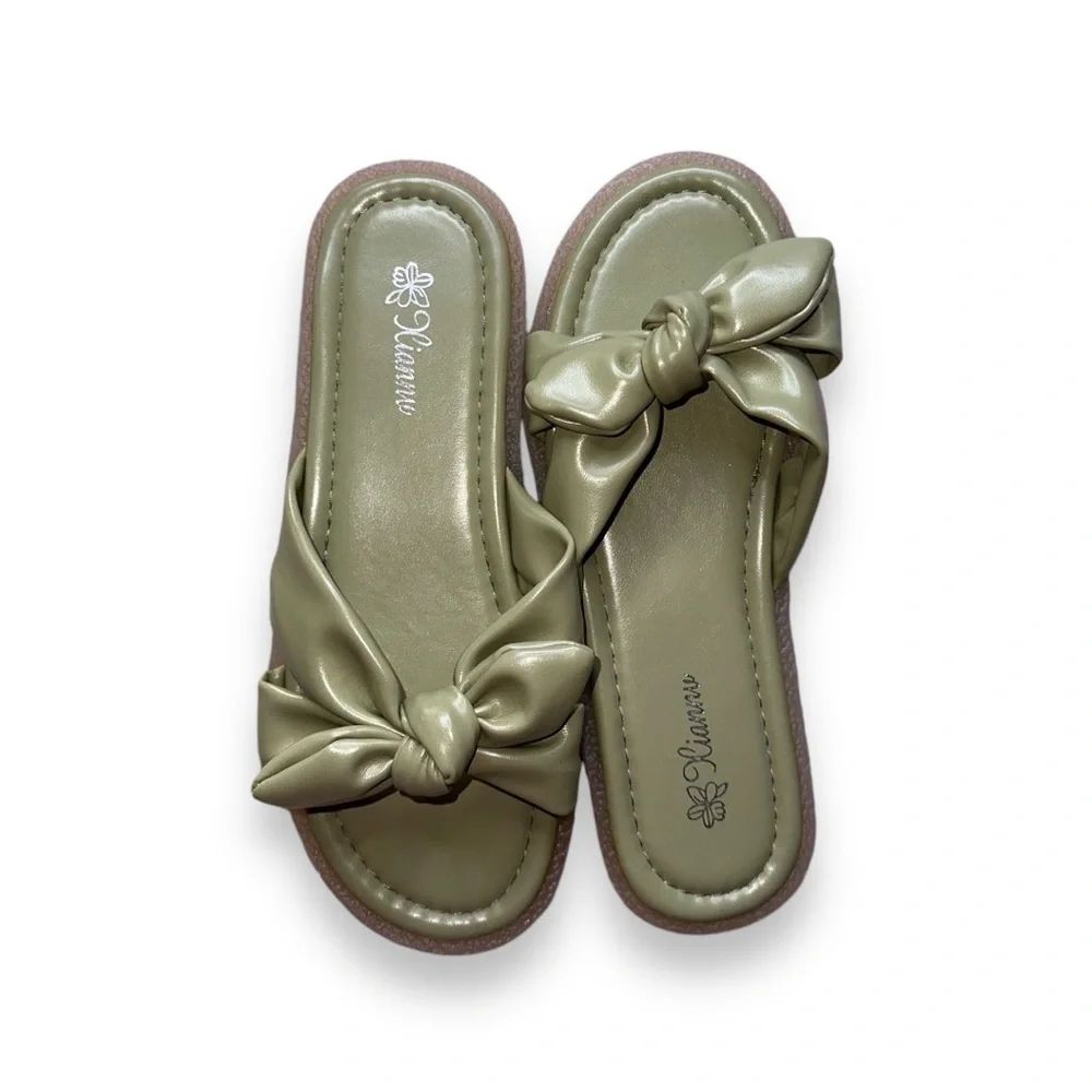 NWOT Pistachio Green Faux Leather Bow Knot Strap Flat Slide Sandals, Size 9 - Picture 4 of 6
